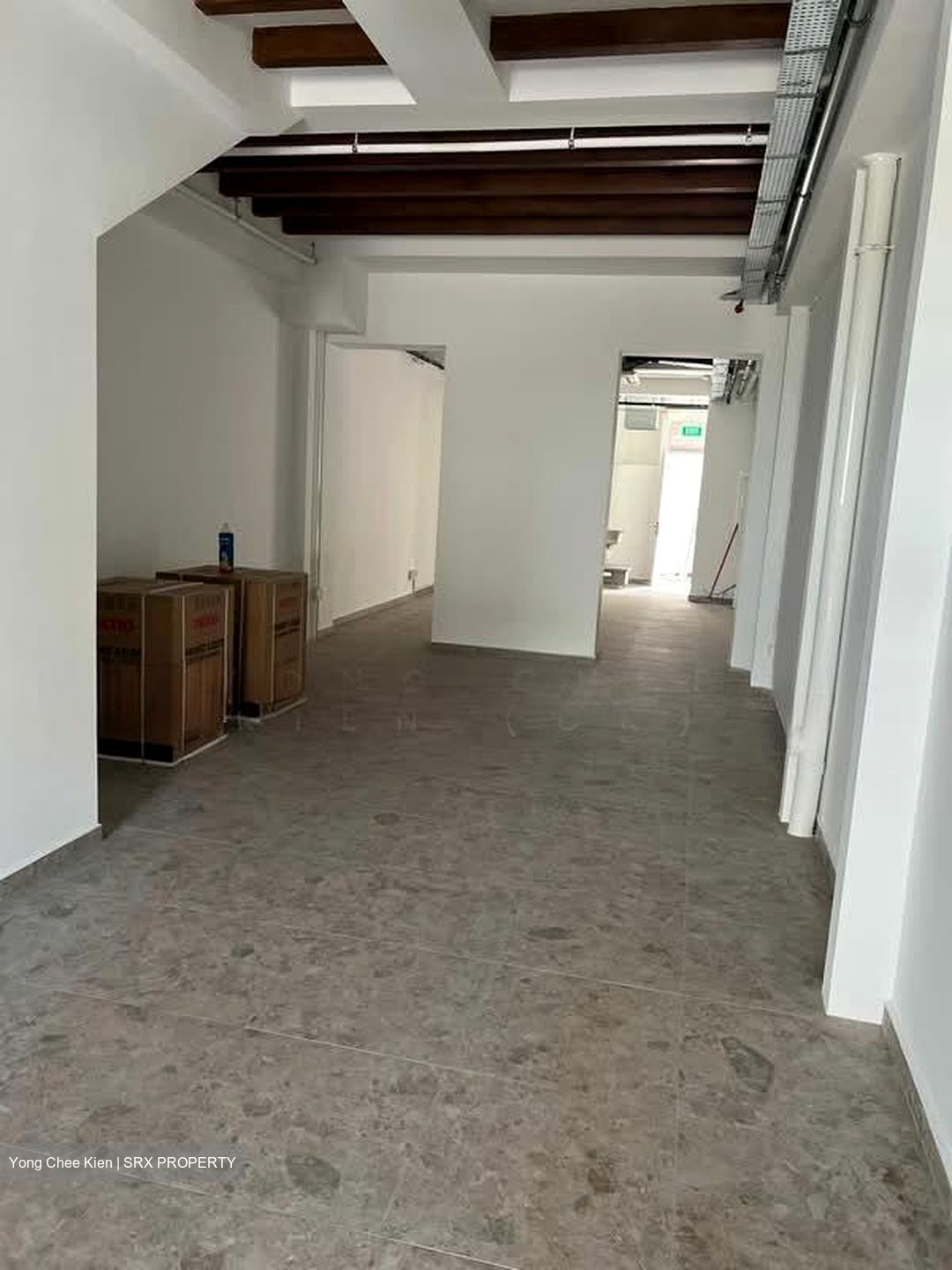 Desker Road Conservation Area (D8), Retail #612799051